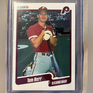 VINTAGE Tom Herr 1990 Fleer 560 Philadelphia Phillies MLB Baseball Trading Card